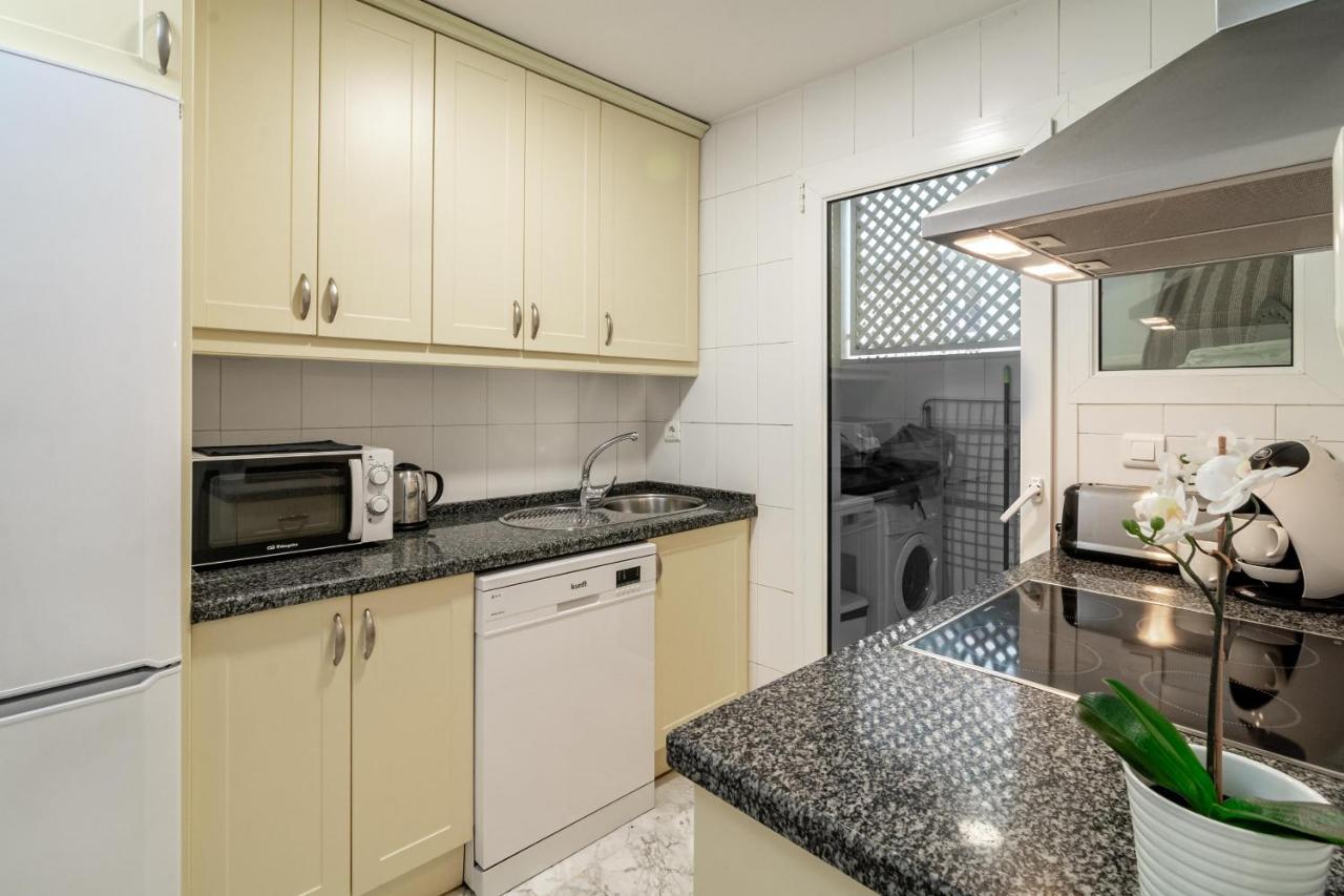 Pr45- Beach Front Apartment Puerto Banus ماربيا المظهر الخارجي الصورة